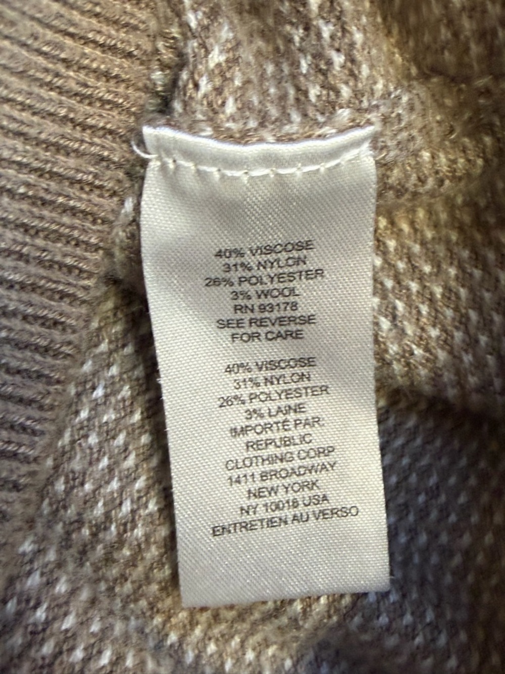 Tahari Men's Zip Up Brown Sweater - Picture 3 of 4